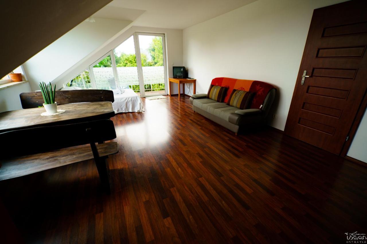 Isaan Ostrzyce Guest House Buitenkant foto