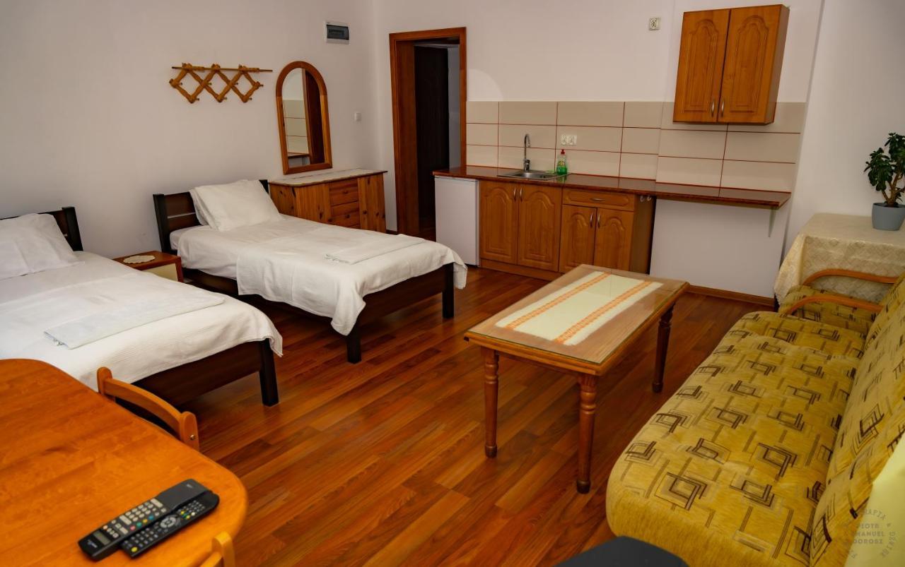 Isaan Ostrzyce Guest House Buitenkant foto