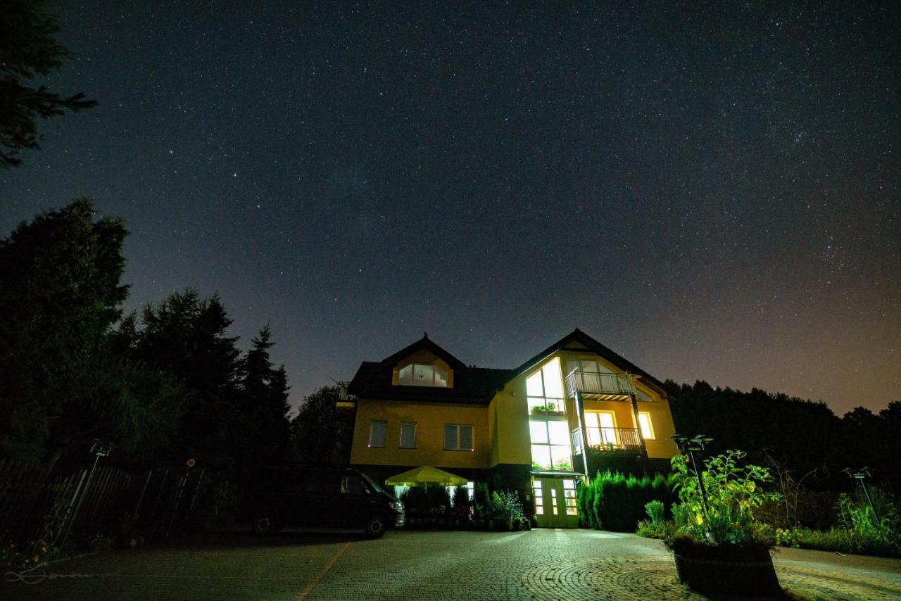 Isaan Ostrzyce Guest House Buitenkant foto